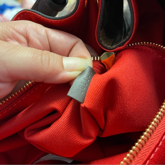 Louis Vuitton Graceful - Picture 9 of 10